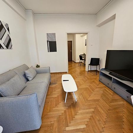 Athena Elegant Apartment Екстериор снимка